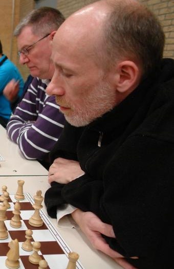 de twee finalisten.  Op de voorgrond de bekerwinnaar